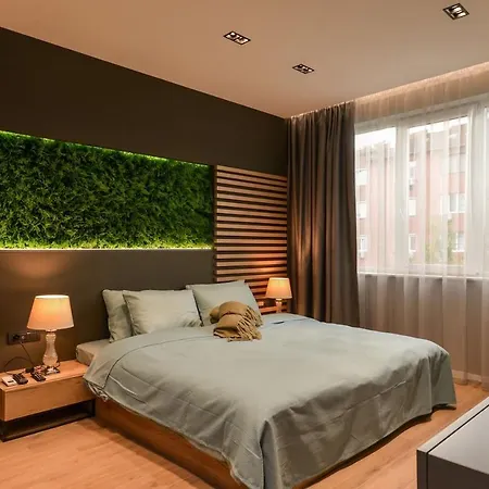 Urban Eden - Lux & Style, 2-bedroom, 2-bathroom Sofia